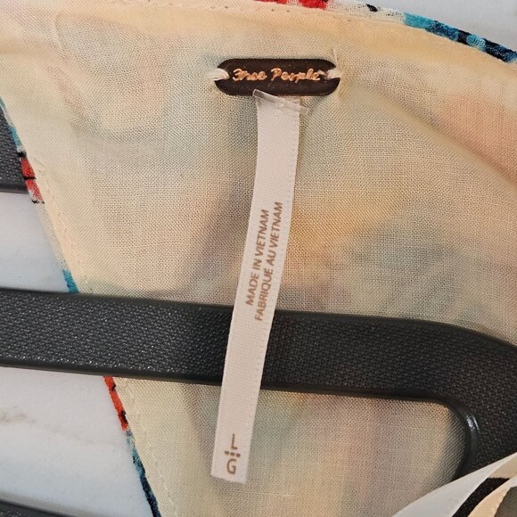 NEW! Free People Mabel Printed Blouse Sz Large Roses Combo Lace-Up Front Boho - Picture 7 of 12